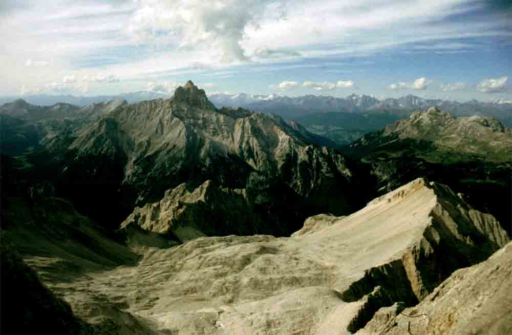 Italia 33 - los Dolomitas.jpg